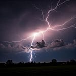 a picture depicting lightening